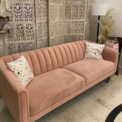 Modern and Elegant 4-seater sofa image 2