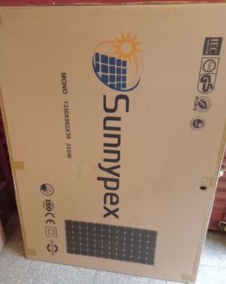 Sunnypex solar pannel 200watts 18V image 1