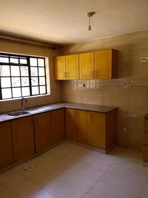 Naivasha Road three bedroom apartment to let image 9