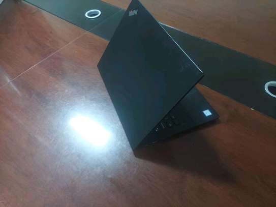 Lenovo ThinkPad E480 image 3