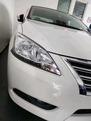 NISSAN SYLPHY NEW WITH LOW MILEAGE. image 9