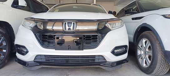 Honda Vezel Hybrid white 2018 2wd image 7