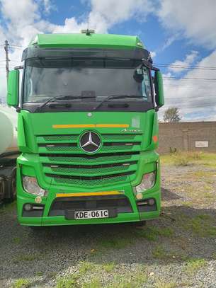 Mercedes Actros 2548 and Bhachu Tanker image 3