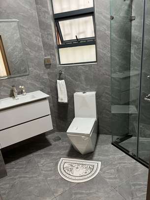 4 Bed Apartment with En Suite in Kilimani image 17