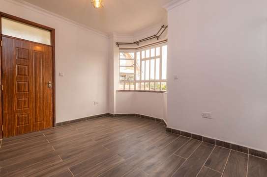 4 Bed Townhouse with En Suite in Thika Road image 7