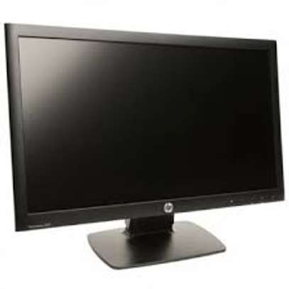 New Dell 22 INCHES Monitor image 3