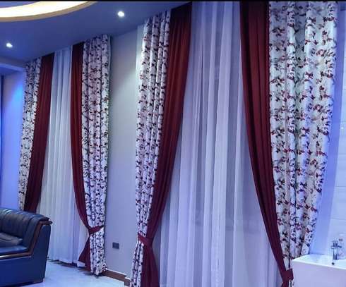 FULL SIZE DOUBLE SIDED CURTAINS image 2