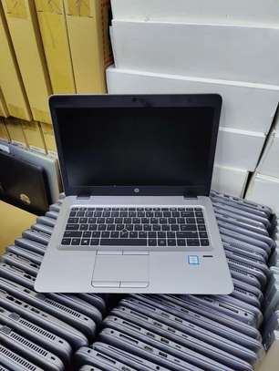 We buy dead, used laptops image 2