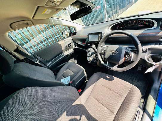 Toyota Sienta Blue Hybrid 2019 2wd image 11