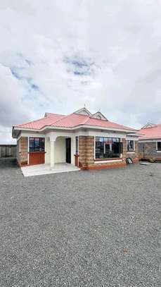 3 bedrooms bungalow for sale image 1