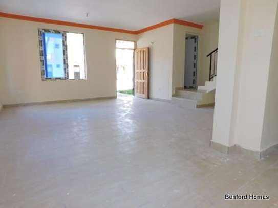 3 Bed Townhouse with Swimming Pool at Mtwapa image 8