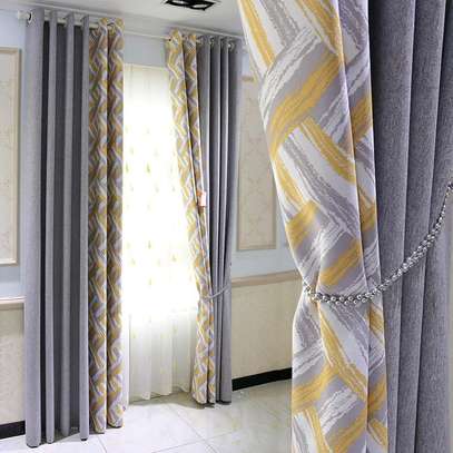 Sheer curtains image 3