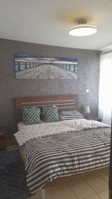Serviced 3 Bed Apartment with Balcony in Naivasha Road image 4