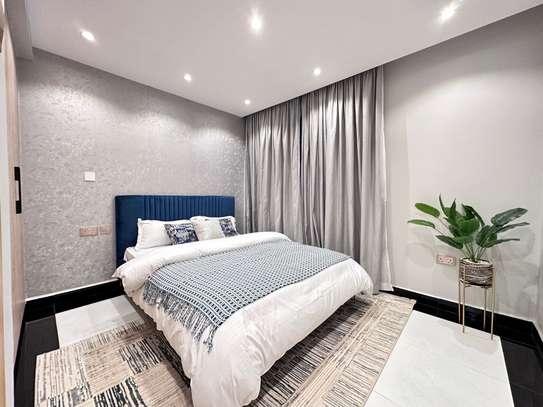 2 Bed Apartment with En Suite in Parklands image 7