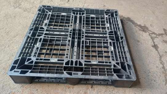 Wood pallets image 3