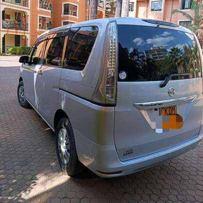 Nissan Serena 8 Seater (New Shape) image 2