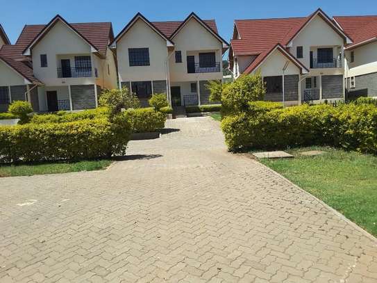 5 Bed House with En Suite in Ngong image 16