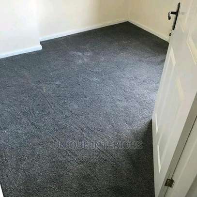 Premium wall-to-wall carpets image 1