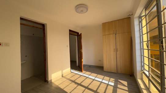 4 Bed Villa with En Suite at Kangundo Road image 14