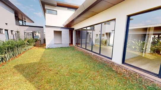 3 Bed House with En Suite at Gigiri image 16