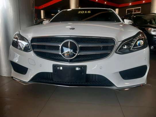 Mercedes benz E250 Executive  class image 1