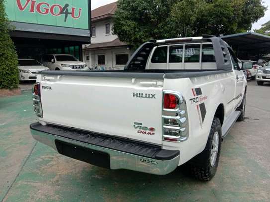 TOYOTA HILUX SINGLE CABIN image 5