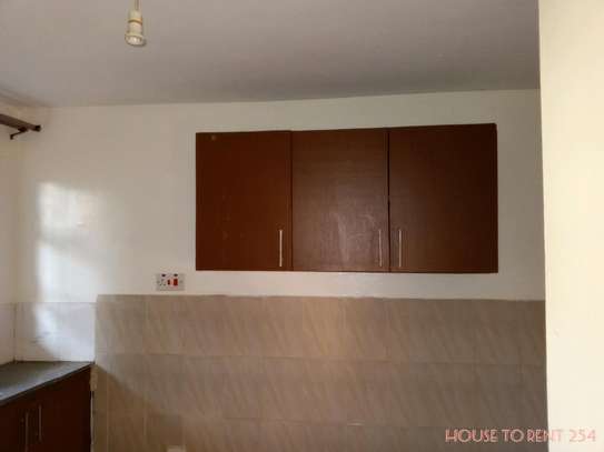 TWO BEDROOM IN KINOO VERY SPACIOUS FOR 20K image 5