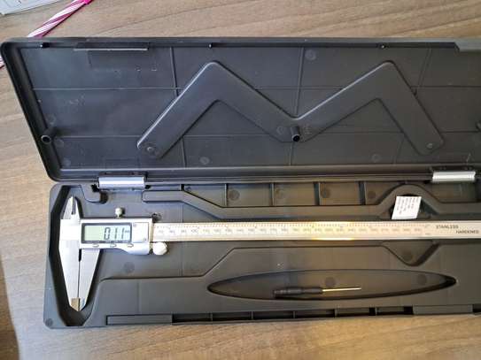 300mm DIGITAL AND MANUAL VERNIER CALIPER FOR SALE image 1