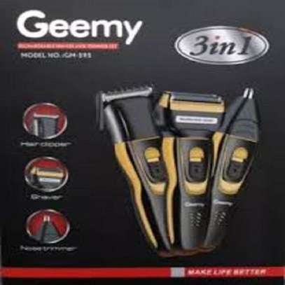 Geemy New 3in1 Rechargeable Hair Clipper ,Shaver,Nose Trimmer Set image 3