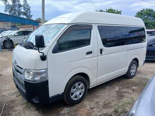 Toyota Hiace 7L Highroof image 3