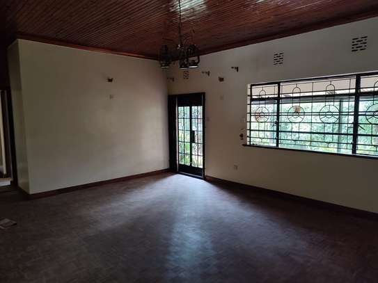 4 Bed House with En Suite at Kerarapon Road image 36
