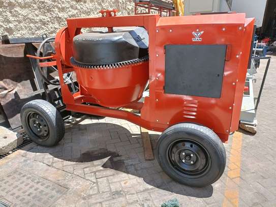 CONCRETE MIXERS FOR SALE image 8