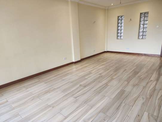 2 Bed Apartment with En Suite in Westlands Area image 10