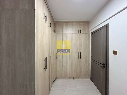 4 Bed Apartment in Kilimani image 6