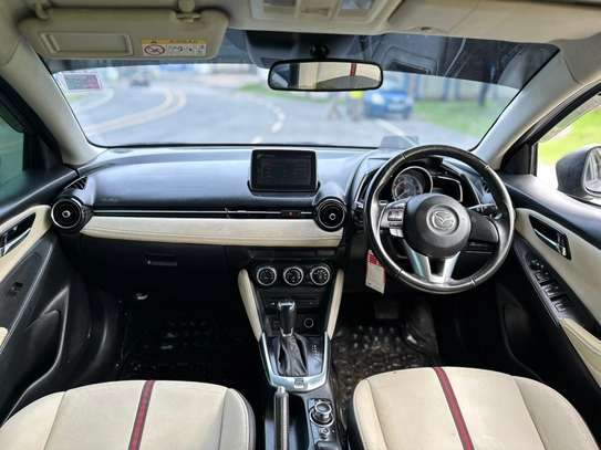 Mazda demio 2015 image 3