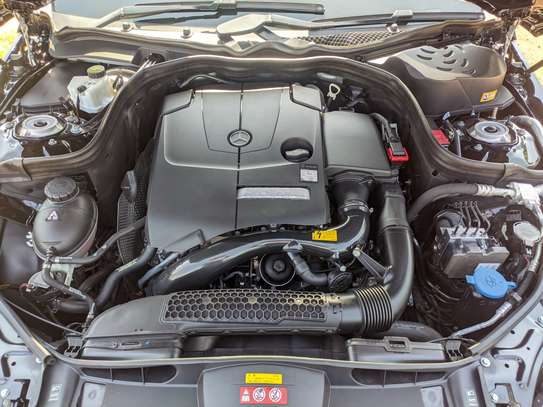 2015 Mercedes Benz E250. Fully loaded image 12