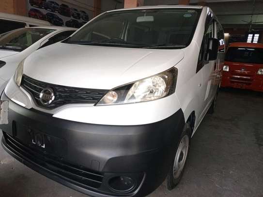 Nissan NV200 2015 image 8