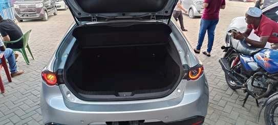 Mazda 3 Axela hatchback Diesel Silver 2019 image 11