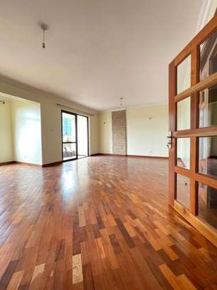 3 Bed Apartment with En Suite in Lavington image 7