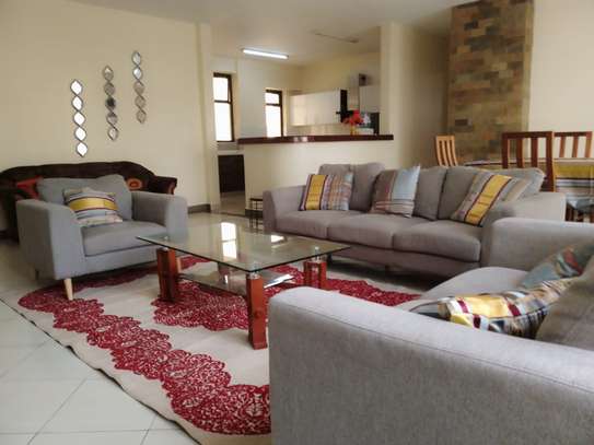 Serviced 3 Bed Apartment with En Suite at Mpaka Road image 8