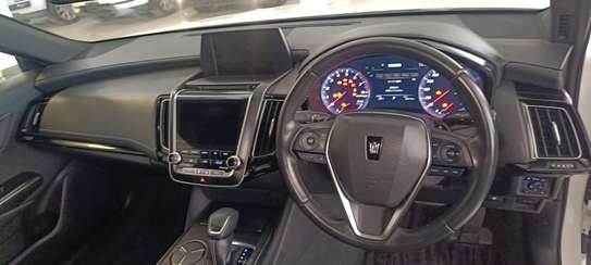 Toyota Crown RS 2019 2000cc image 10