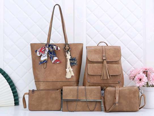 *5 in 1  Designer Ladies Fancy Fashion Leather Handbags* image 1