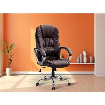 Luxury Reclining Office Chair – Ergonomic Swivel Design image 5