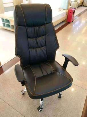 We buy and repair office seat image 4