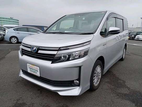TOYOTA VOXY KDM  (MKOPO ACCEPTED) image 1