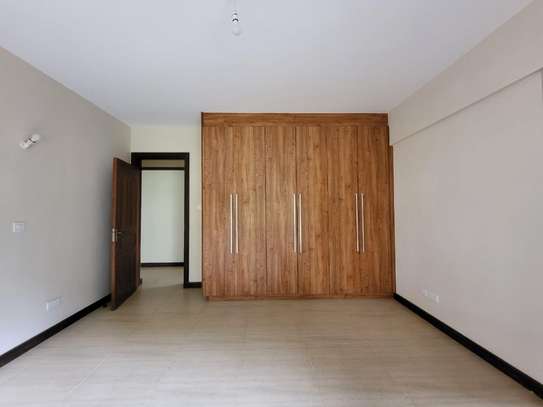 3 Bed Apartment with En Suite in Kileleshwa image 9