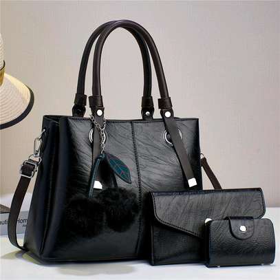 Trendy handbags image 4