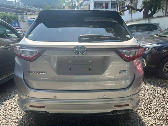 TOYOTA HARRIER HYBRID 2018MODEL image 2