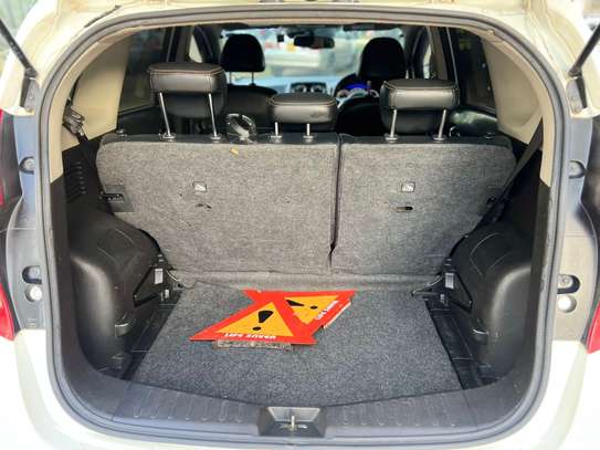 Nissan note Medalist KDD image 3