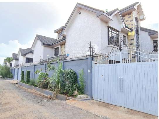 5 Bed Townhouse with En Suite at Eastern Bypass image 3